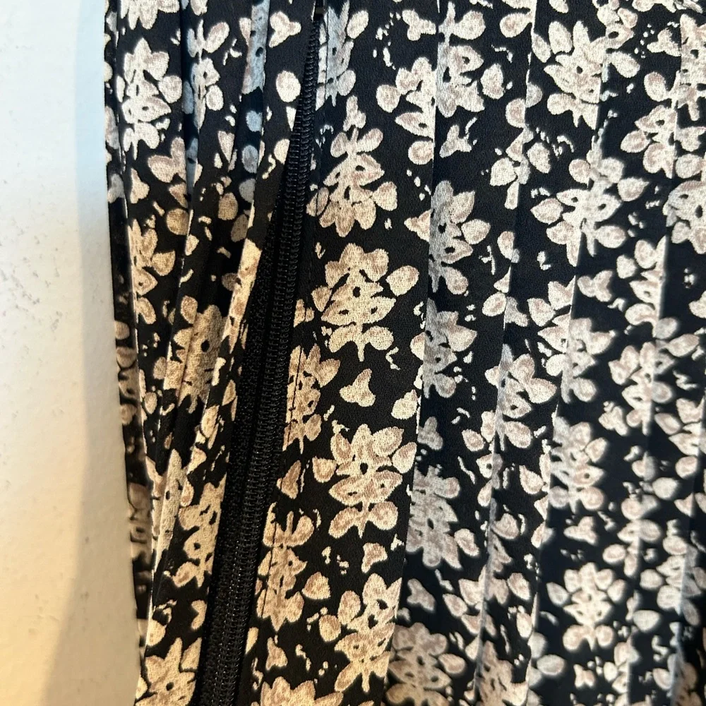 Vintage Talbots Pleated Skirt Size 16 Made in the USA - Picture 6 of 7